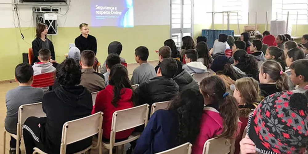 Atividade aconteceu em Palmeira com alunos da Escola Municipal Eurides Teixeira de Oliveira