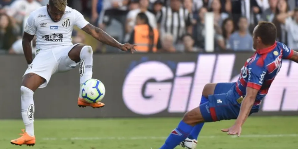 Peixe saiu na frente, mas levou três gols no segundo tempo