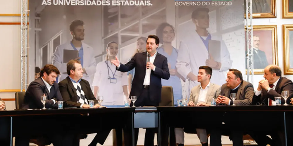 Ratinho Junior disse Governo constrói diálogo permanente com as instituições