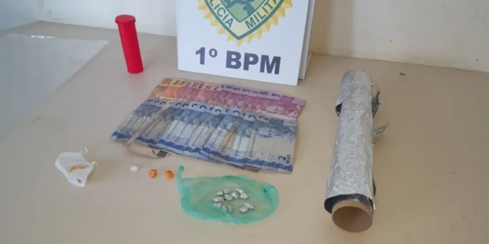 Drogas apreendidas com o suspeito poderiam render até R$ 200 no 'varejo'