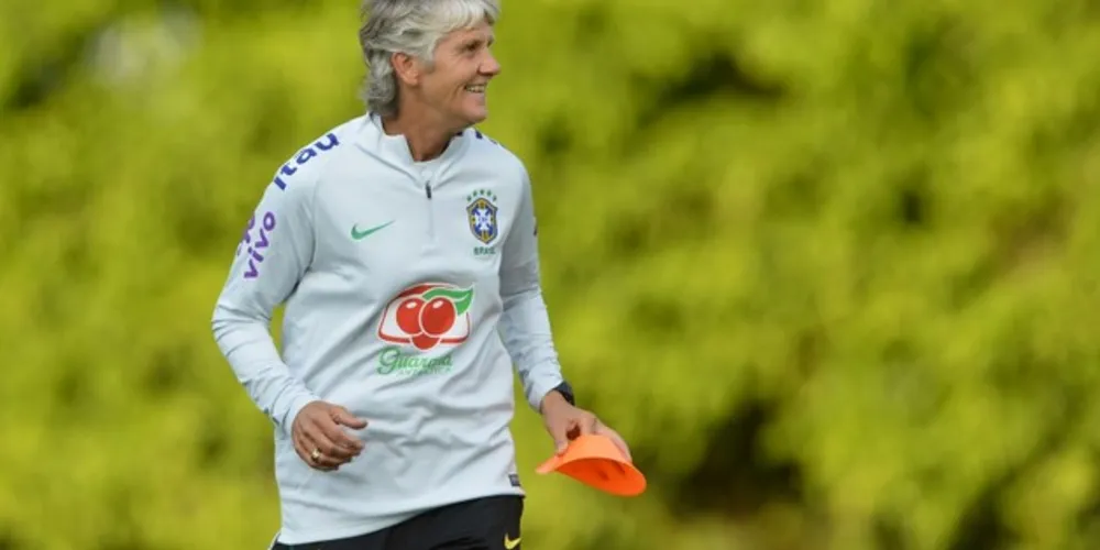 Imagem ilustrativa da imagem Pia estreia no comando da seleção feminina nesta quinta