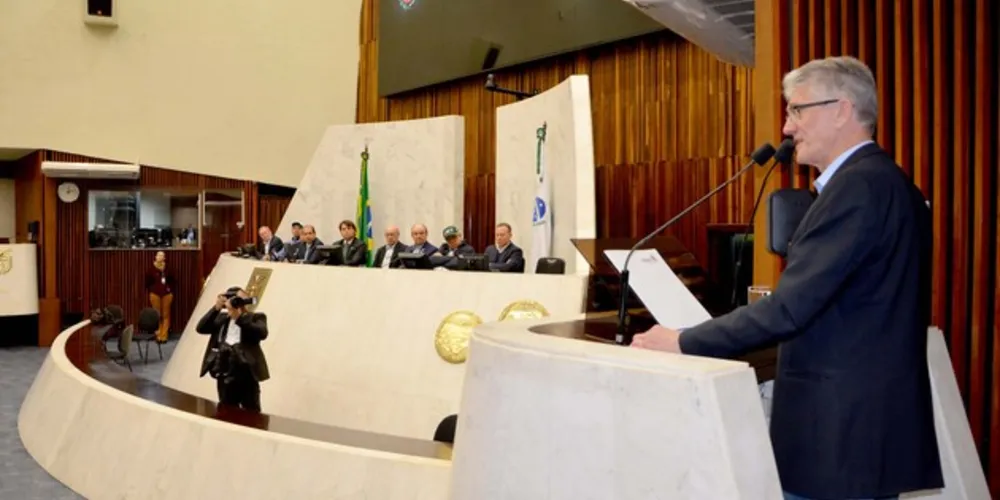  Anúncio foi feito durante audiência pública na Assembleia para tratar do fim da vacinação.