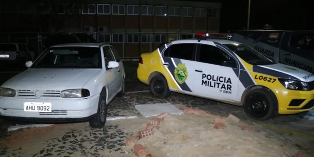 Imagem ilustrativa da imagem PM encontra carro abandonado no Parque Auto-Estrada