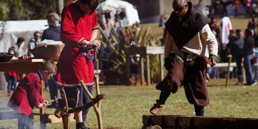Esta foi a primeira vez que mongóis e os árabes estiveram representados na Feira Medieval ao lado de outros povo, com o intuito de mostrar aos visitantes que a Idade Média também é composta pela diversidade.