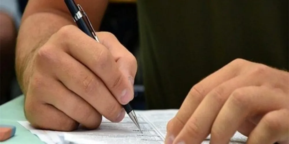 Imagem ilustrativa da imagem Municípios do Paraná abrem inscrições para concursos