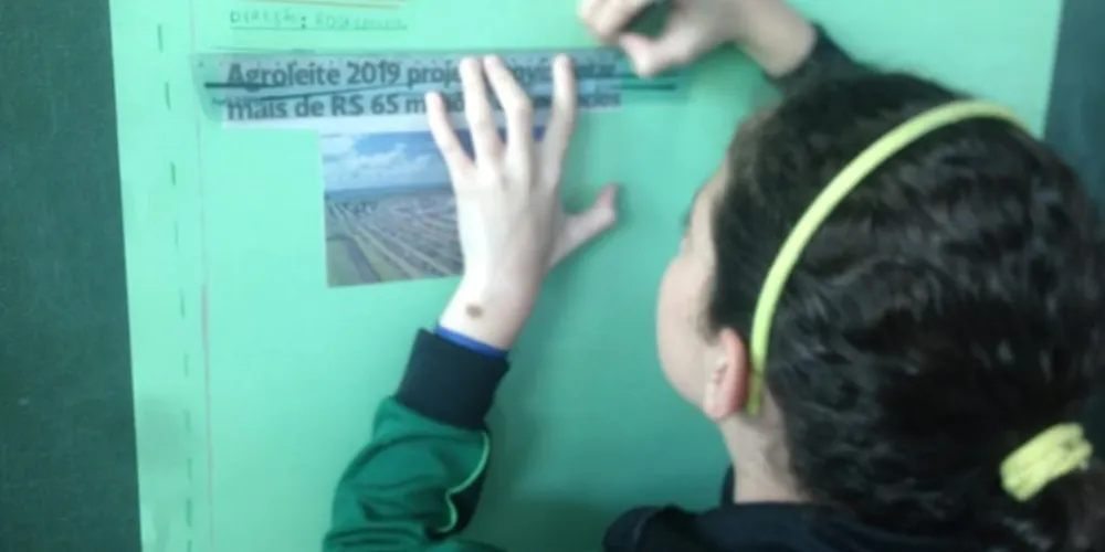 Imagem ilustrativa da imagem Alunos exploram impressos e criam os próprios jornais