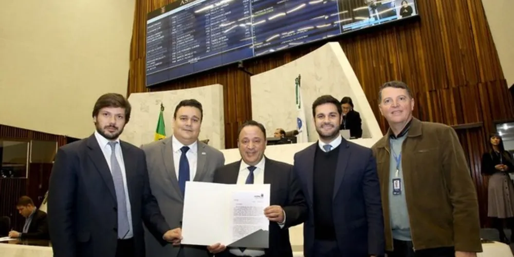 Projeto foi entregue nessa segunda (02), na Assembleia Legislativa