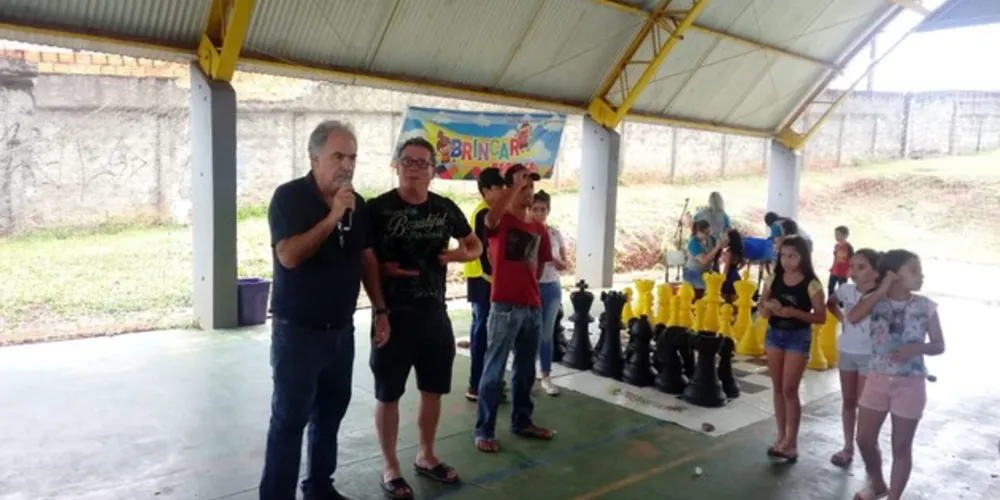 Evento aconteceu em Telêmaco Borba e reuniu mais de 250 crianças de uma escola estadual

