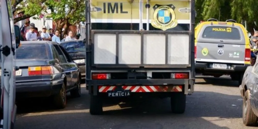 Bandidos invadiram casa da família, entraram no quarto e executaram o homem, segundo a polícia