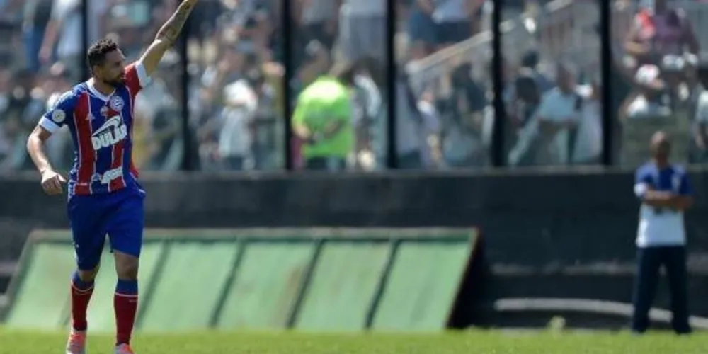 Gilberto marcou mais um na vitória sobre o Vasco em São Januário