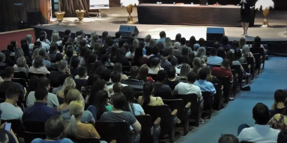 Nessa segunda (09), o Cine Teatro Pax recebeu a palestra da Juíza de Direito Ma. Josineide Gadelha Pamplona Medeiros