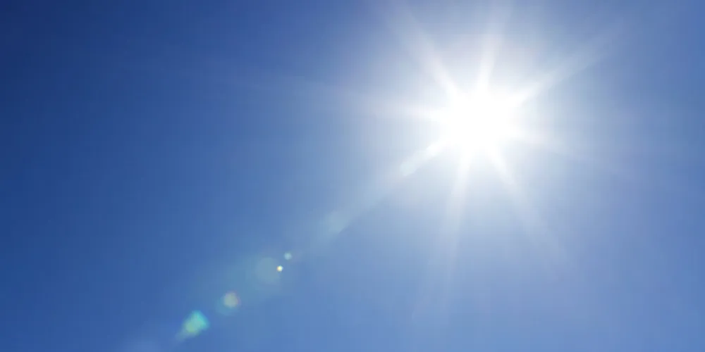 Em Ponta Grossa a previsão é de tempo nublado durante todo o dia. A temperatura máxima será de 25 °C e mínima de 17 °C.