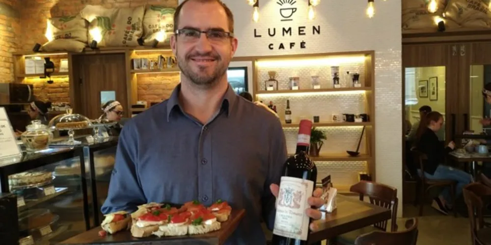 O Lumen Music and Wine traz uma experiência que une degustação, gastronomia e música das 15h30 às 20 horas