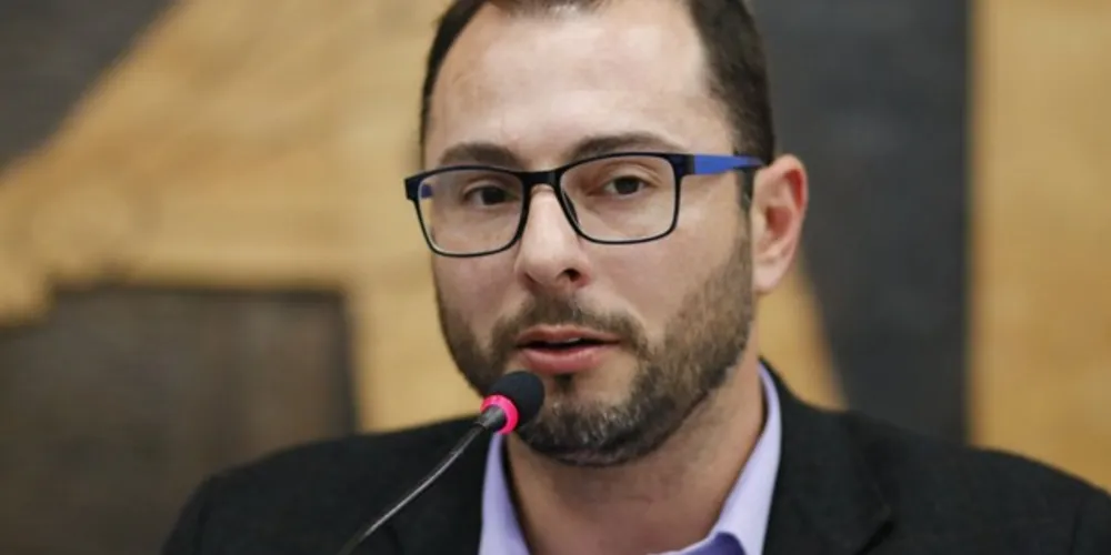Imagem ilustrativa da imagem 'Câmara tem papel no desenvolvimento local', diz Milla
