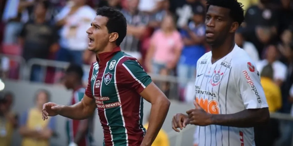 Imagem ilustrativa da imagem Fluminense vence Corinthians com ‘frango’ de Cássio