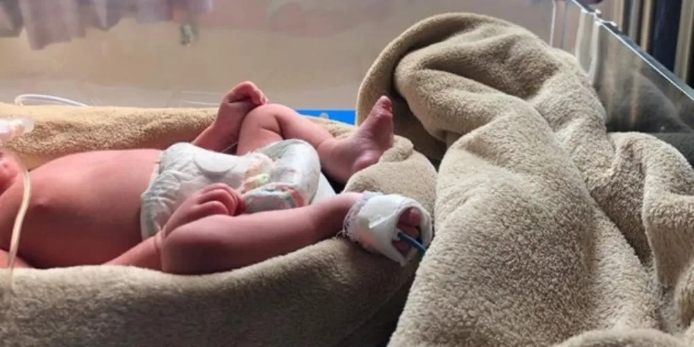 Recém-nascida foi levada ao Hospital Bom Jesus