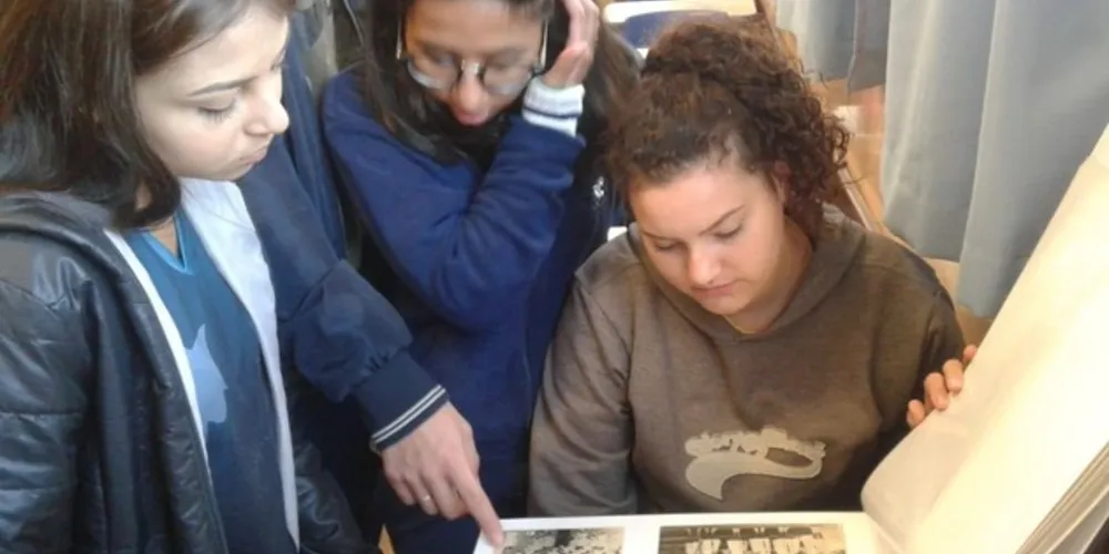 A exposição "Um olhar sobre a cidade" segue até o dia 30 de setembro na Biblioteca Pública Bruno Enei