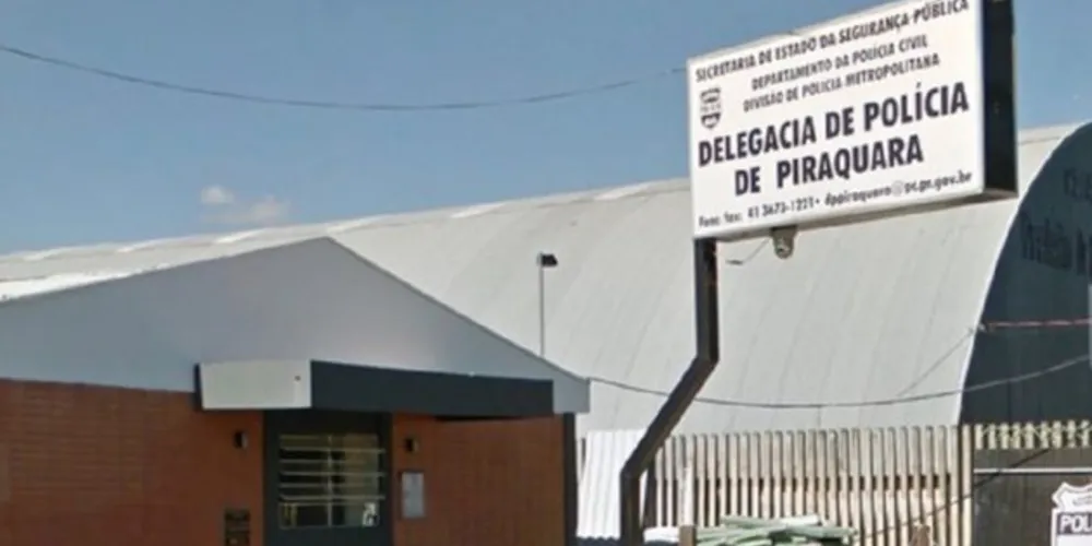 O acusado ficará preso na Delegacia de Piraquara para responder por feminicídio.
