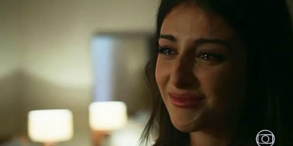 Camila (Anajú Dorigon) vai a julgamento em 'Órfãos da Terra' 