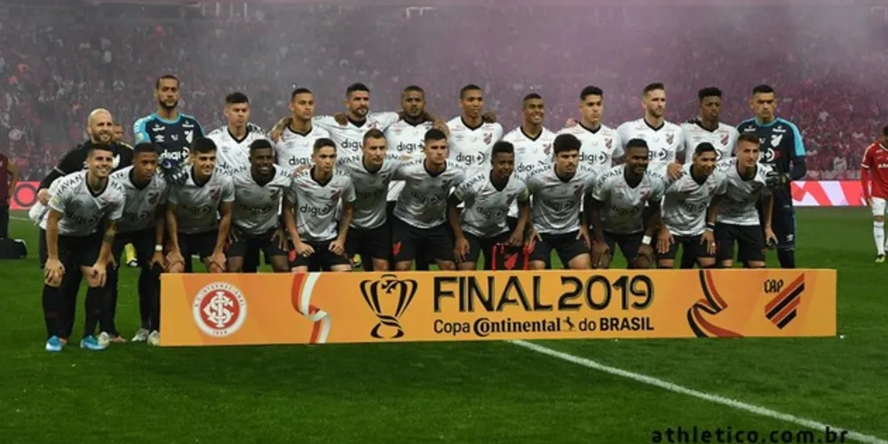 Imagem ilustrativa da imagem Athletico faz história e conquista o título da Copa do Brasil