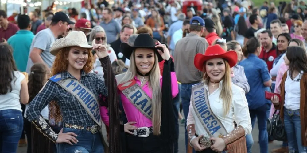 O Concurso da Rainha da Efapi é uma das mais tradicionais competições da cidade