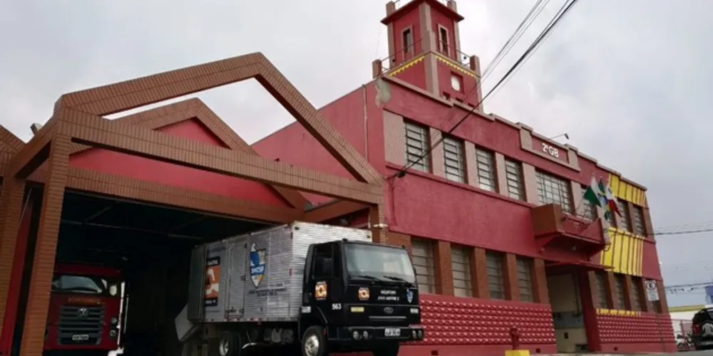 Temporal atingiu a região na última quarta-feira (18) e danificou mais de 2 mil casas

