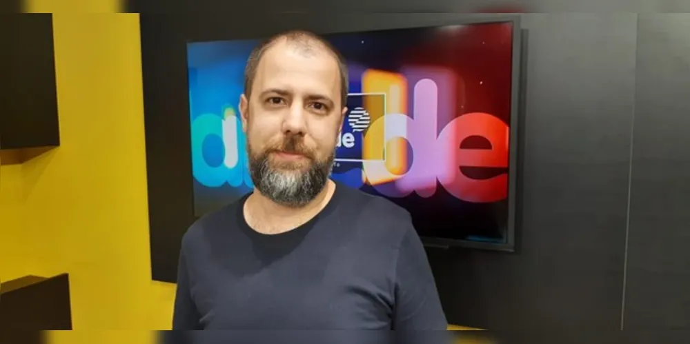 Imagem ilustrativa da imagem Escola oferta ‘Netflix da Bateria’ com aulas online
