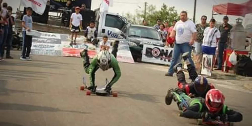 O evento já se tornou tradição na cidade e acontece a partir das 9h e deve se estender pelo menos até as 17h.