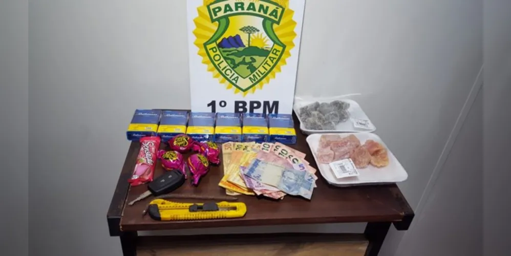 Imagem ilustrativa da imagem PM prende suspeito de roubar doces e cigarros em padaria