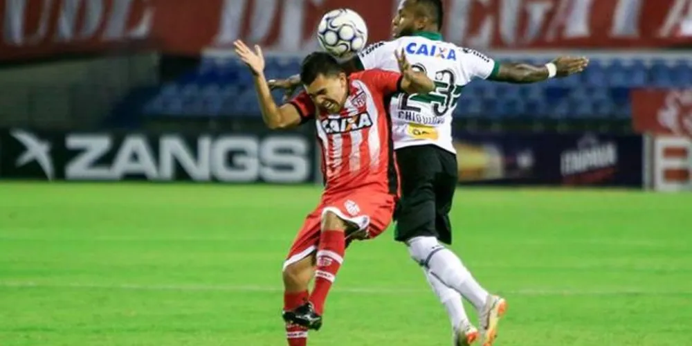 Coritiba e CRb jogam neste sábado (21)