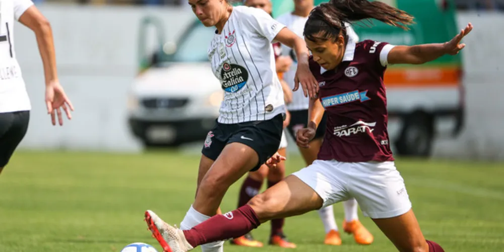Jogo foi disputado neste domingo