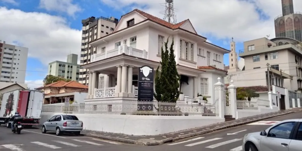 A Casa Biassio (Rua Pe. João Lux), onde hoje funciona o salão D’Vita é um dos imóveis que estará em votação