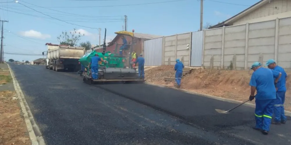 Na Palmeirinha dois trechos de vias foram pavimentadas