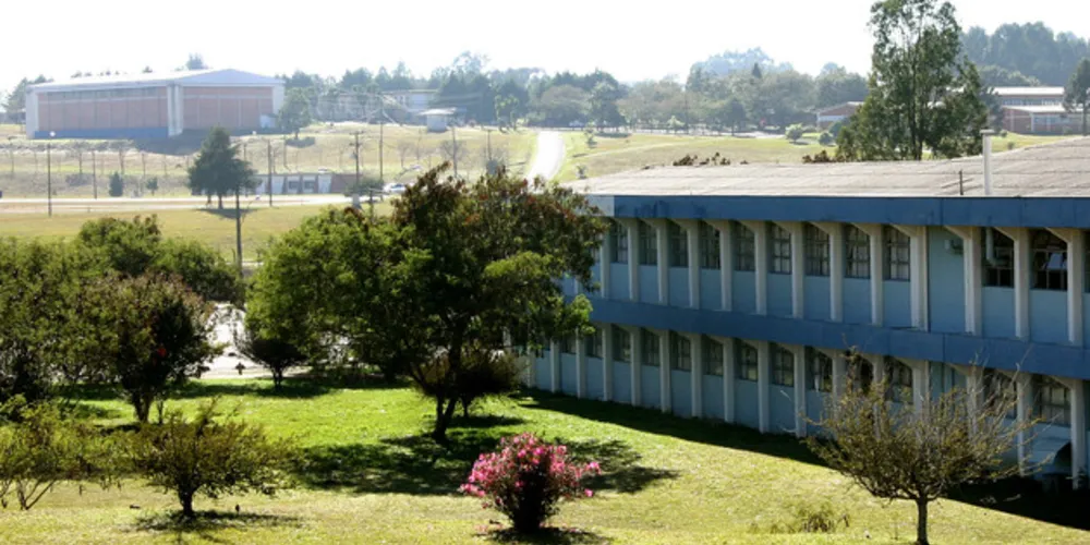 Imagem ilustrativa da imagem Autoridades evitam suicídio no Campus da UEPG