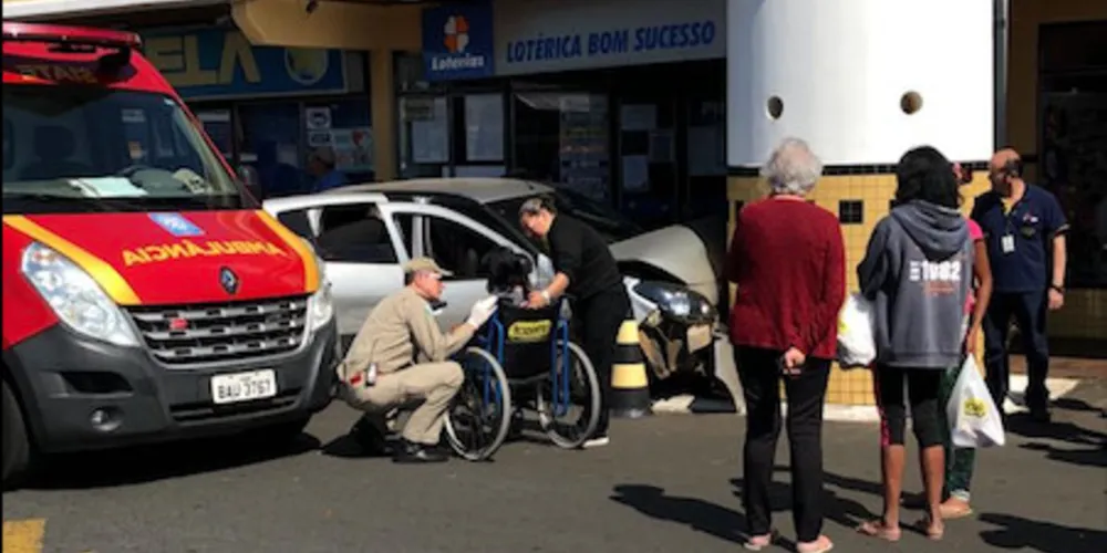 Imagem ilustrativa da imagem Acidente em supermercado deixa cinco feridos em PG