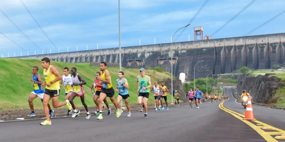 Imagem ilustrativa da imagem Atleta morre durante Maratona Internacional de Foz do Iguaçu