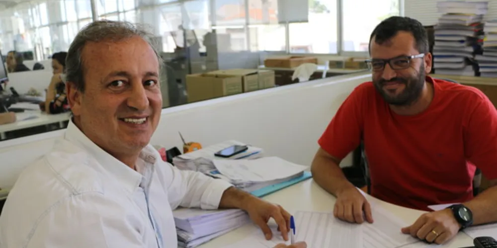 Pagamento foi realizado nesta segunda-feira (30) aos funcionários que optaram por receber antecipadamente

