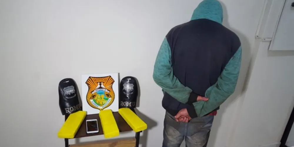 Imagem ilustrativa da imagem Guarda Municipal impede ‘delivery’ de droga em PG