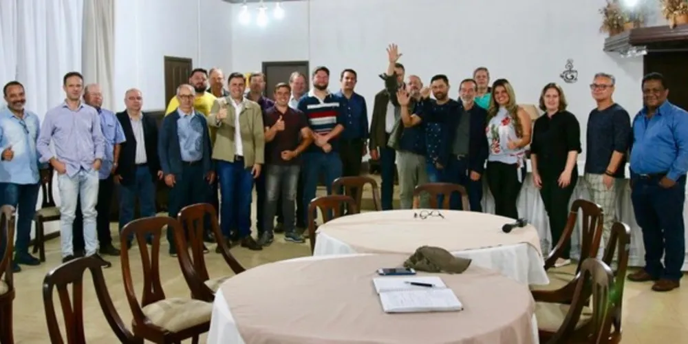 Reuniu contou com a presença de representantes do Município, moradores locais e do deputado federal Toninho Wandscheer