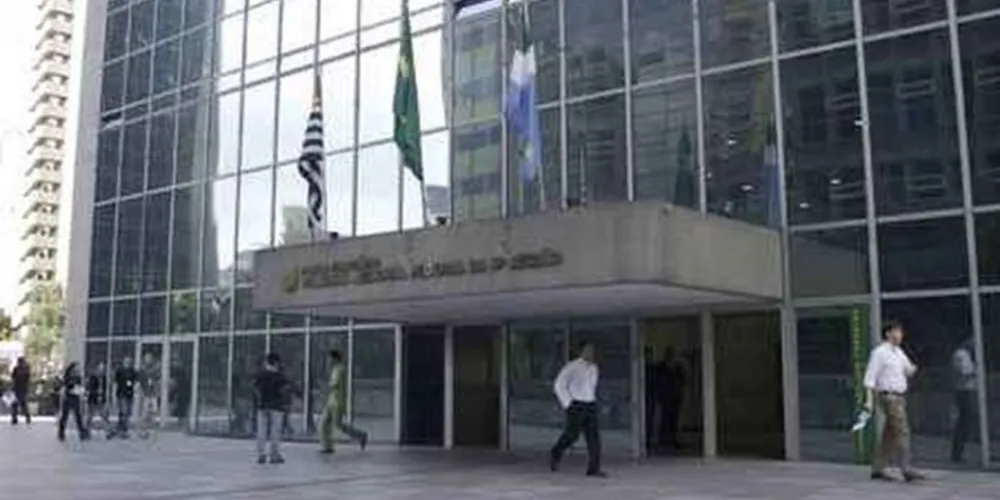 Imagem ilustrativa da imagem Procurador é preso após tentar matar juíza dentro de tribunal