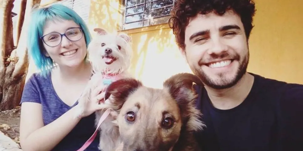 Melissa e Phellip eternizaram a história de um cachorro resgatado da rua em Ponta Grossa