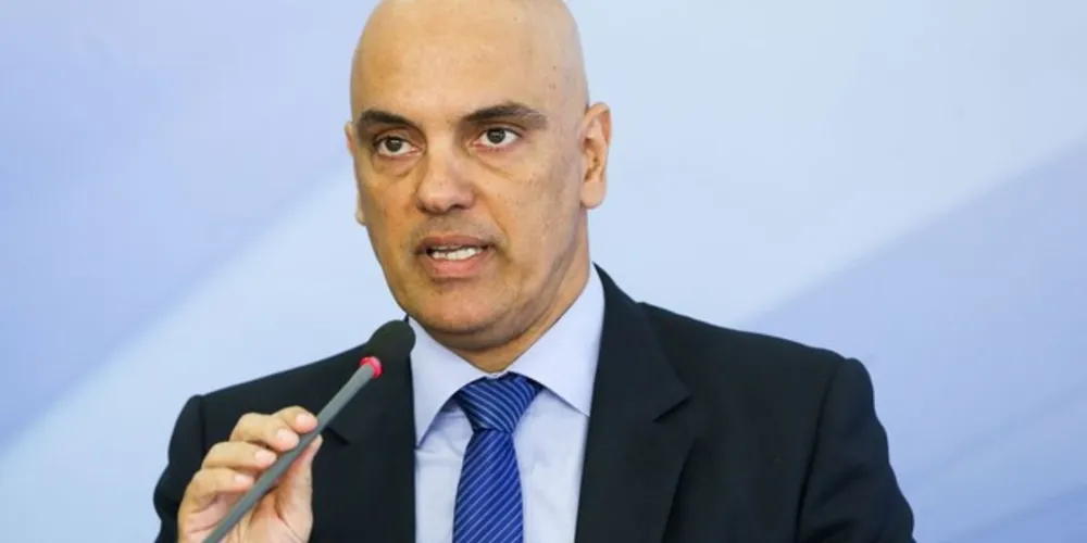 Imagem ilustrativa da imagem Alexandre de Moraes defende inquérito sobre fake news
