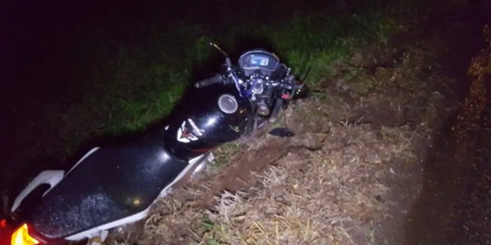Imagem ilustrativa da imagem Homem morre em acidente entre moto e caminhão no PR