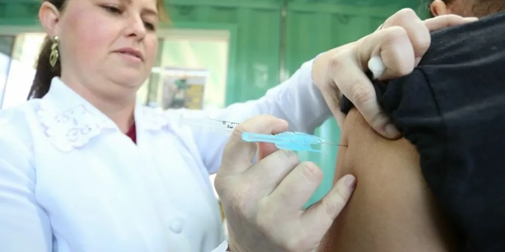 As vacinas serão aplicadas em duas etapas, de acordo com a idade do público-alvo  
