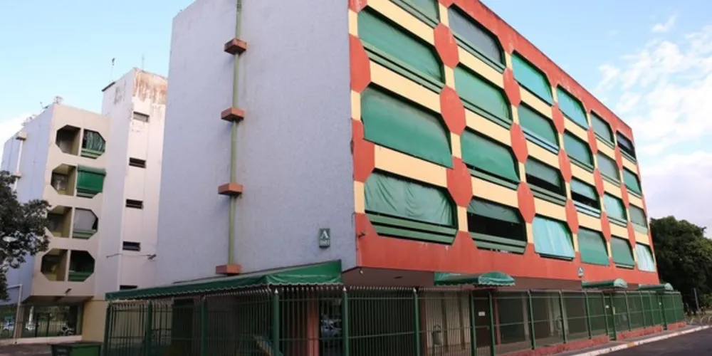 Imagem ilustrativa da imagem 'Briga' entre bancos reduz juros do crédito imobiliário