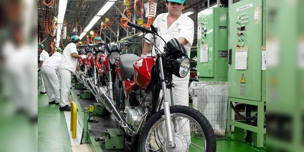 O índice incorpora informações sobre o nível de atividade dos três setores da economia: indústria, comércio e serviços e agropecuária