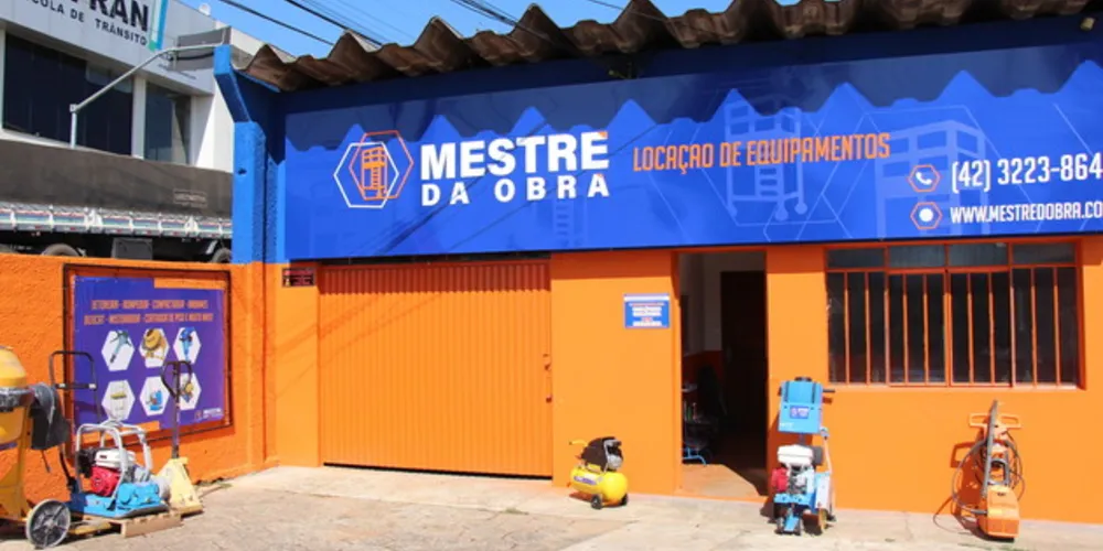 A empresa atua no mercado de locação e manutenção de equipamento para construção civil