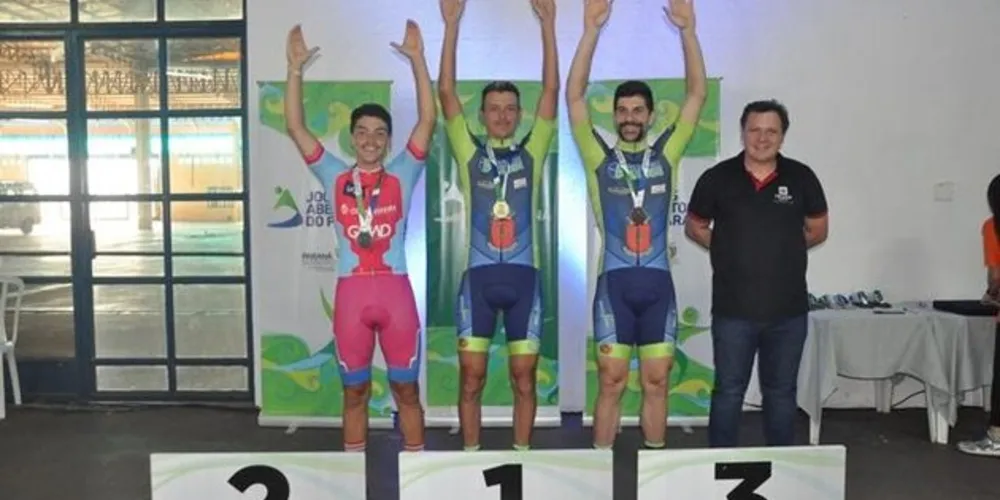 Nos 200 metros Otávio Augusto Gonzeli garantiu a prata e na disputa do quilômetro ficou com o bronze