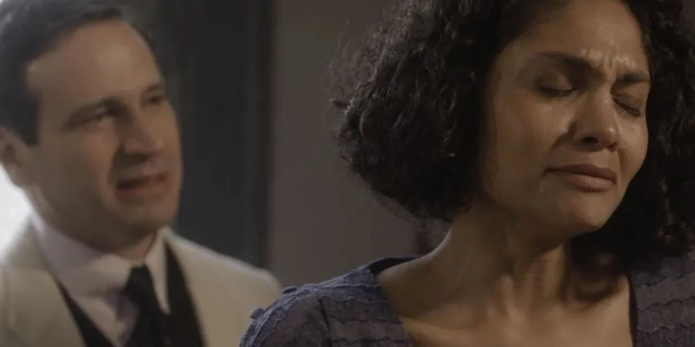 Shirley conversa com João e ele a deixa confusa ao se declarar