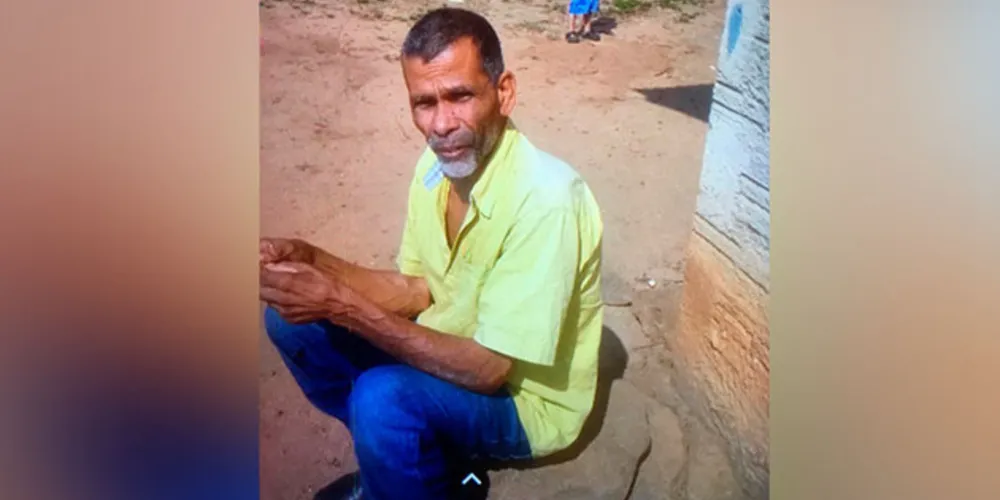 De acordo com os familiares quando Salvador Rosa Silva saiu de casa ele usava camisa azul e calça jeans azul.